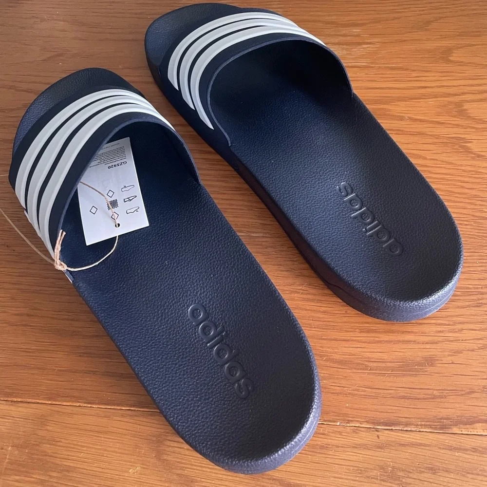 adidas Adilette Men’s Striped Slides Size 12 Three Stripes Casual Resortwear NEW